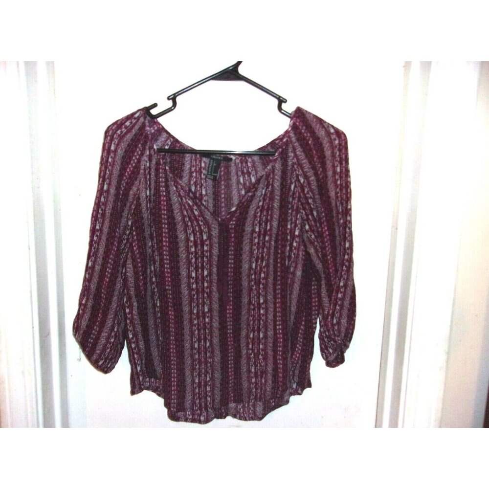 Forever 21 Pink White Purple Striped Aztec Cropped Top S
